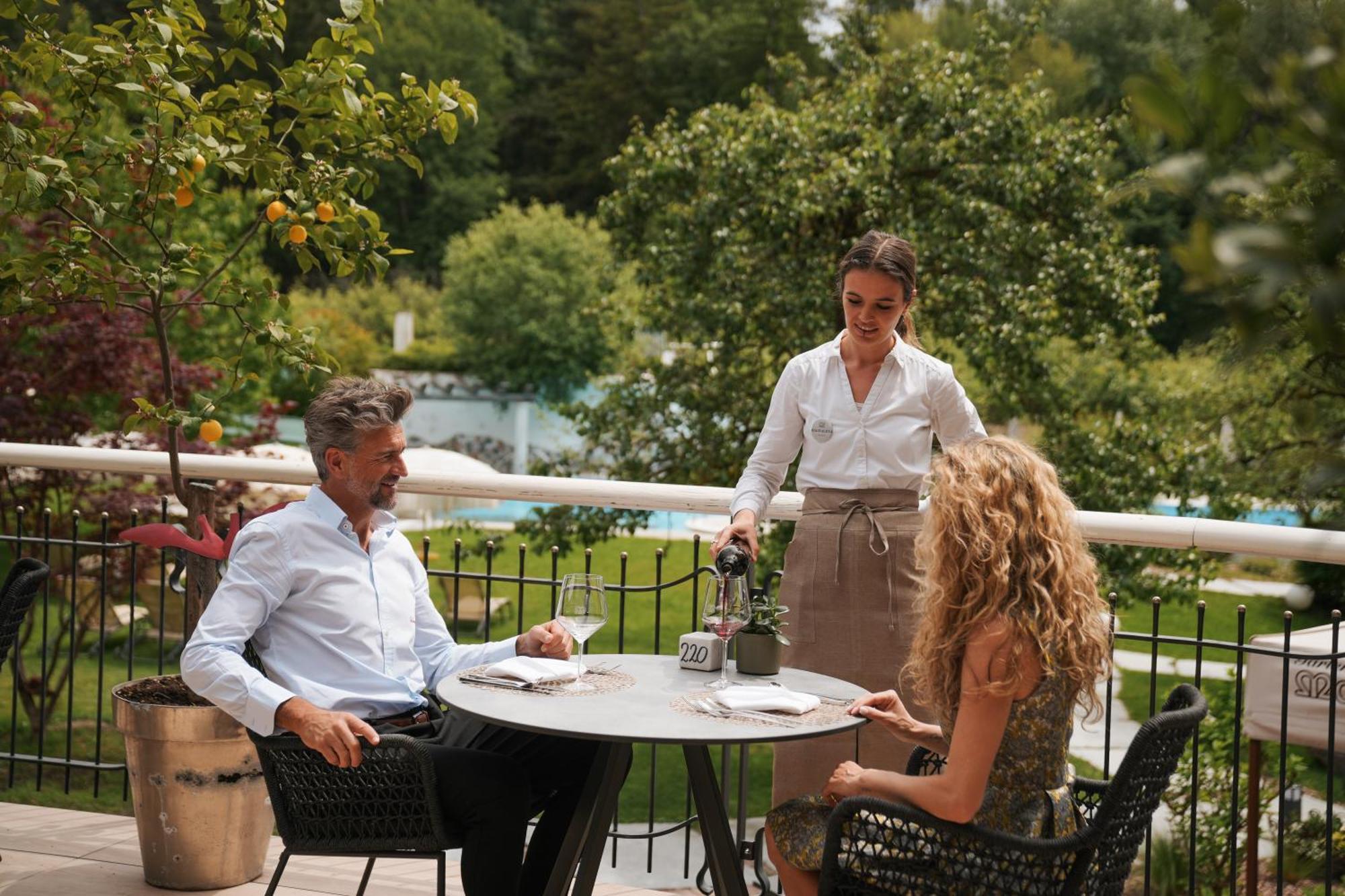 Gartenhotel Moser Appiano Sulla Strada Del Vino Esterno foto